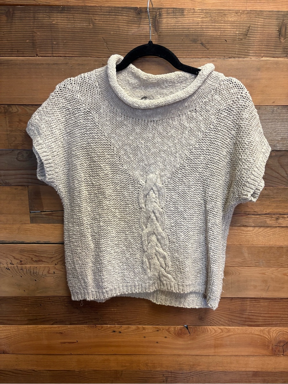 JEANNE PIERRE Light Gray Short Sleeve hand knit Cowl Neck Sweater